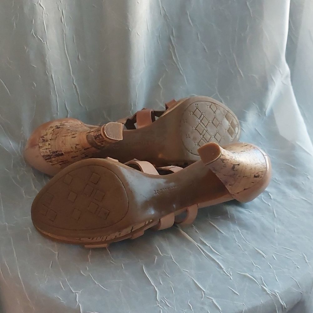 Naturalizer Derive Strappy Heels - Picture 3 of 5